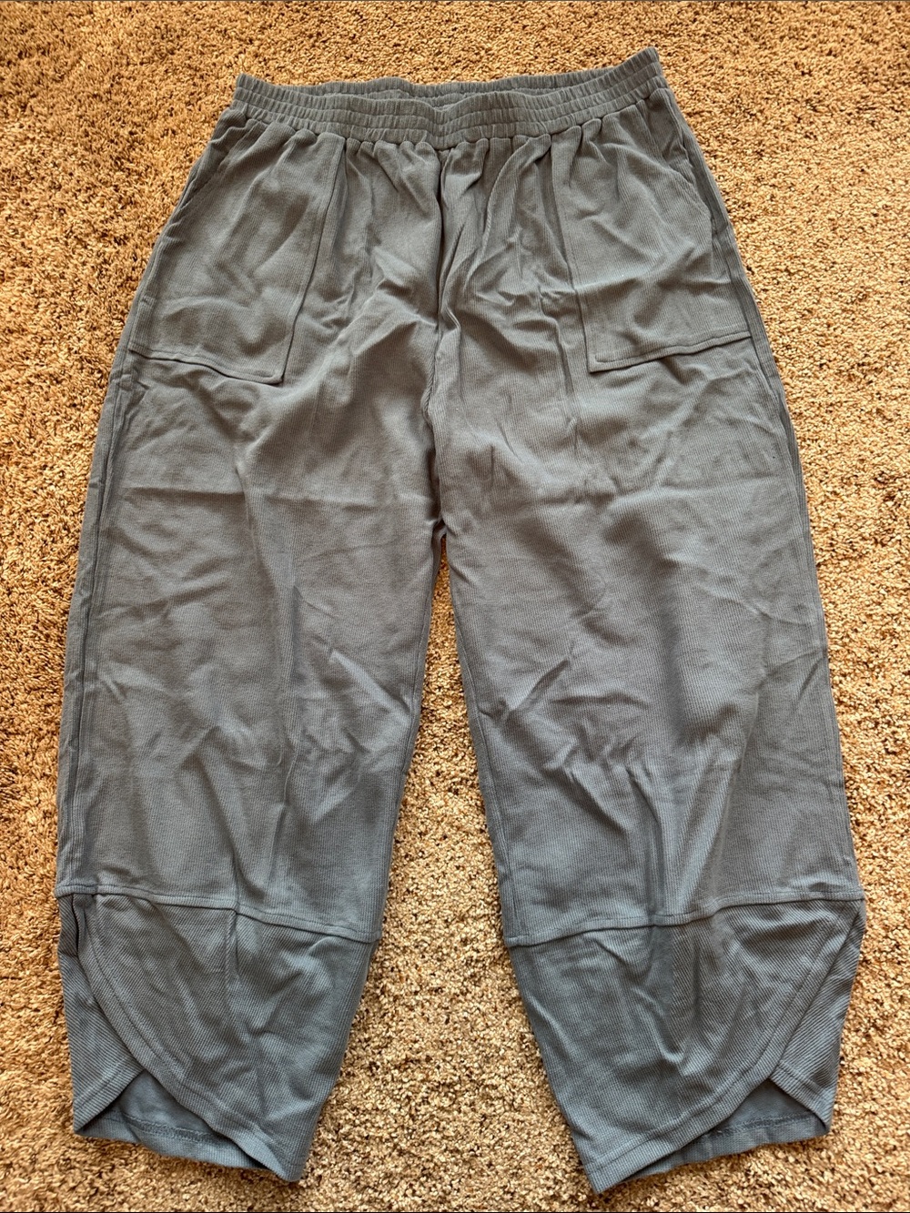 NWT - Size 2XL- Cozy Lightweight Textured Cropped Pants in Slate Gray